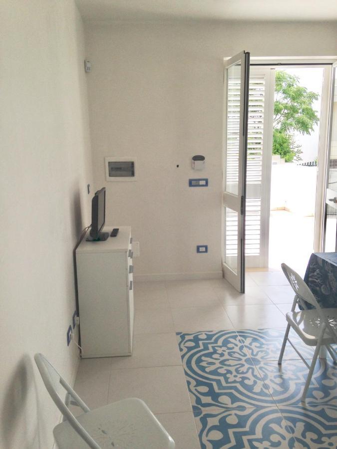מרינה די מנקוורסה Villa Turchese מראה חיצוני תמונה
